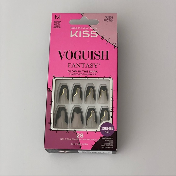 KISS Glow in the Dark Limited Edition Nails - NWT - Picture 1 of 3